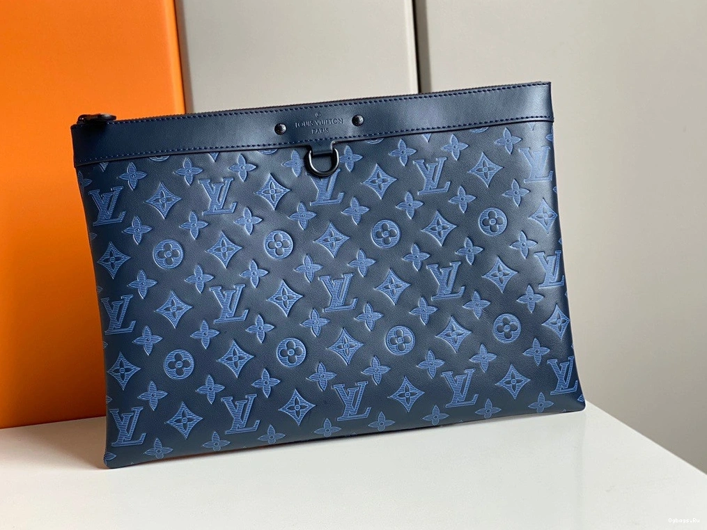 DISCOVERY GM LOUIS VUITTON POCHETTE 1227